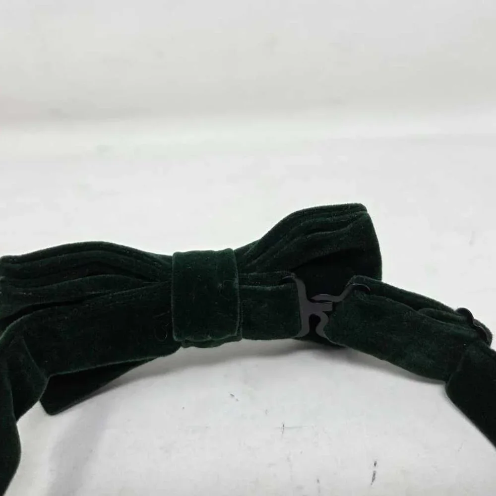 New boys L-XL (8-16 years) Crewcuts - J Crew green velvet bow tie